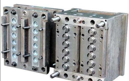 科翔模具為您分析，國內塑料模具行業存在的問題