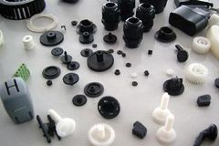 影響塑料制品收縮率的因素有哪些？